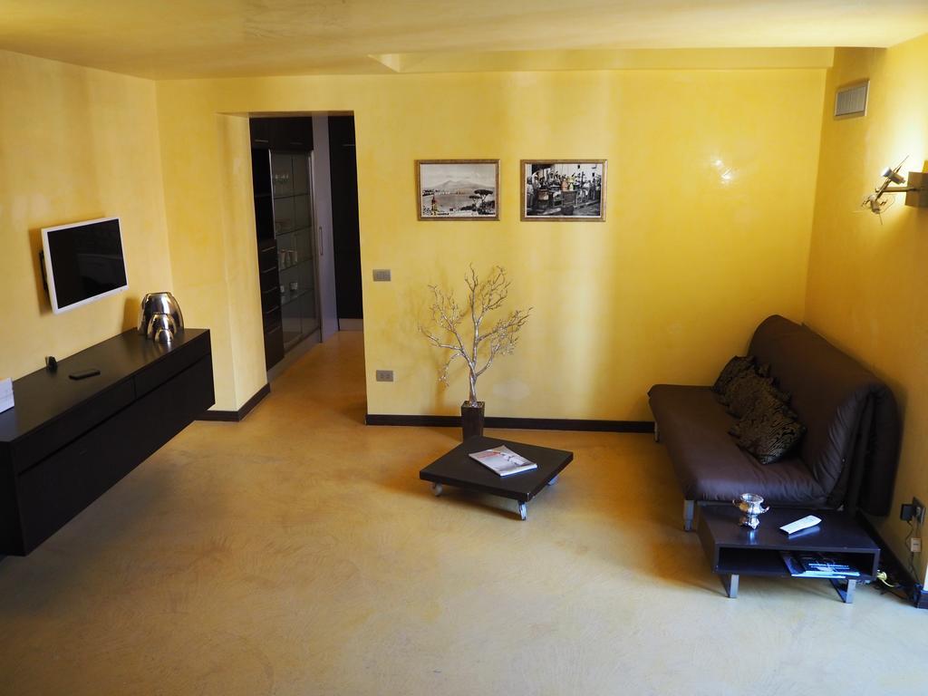 La Dimora Di Chiaia Appartement
